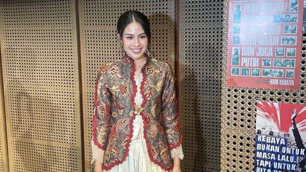 Maudy Ayunda Ungkap Alasan Gemar Koleksi Kebaya Kutu Baru