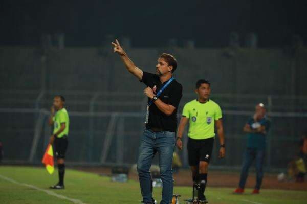BREAKING NEWS: Mauricio Souza Resmi Jadi Pelatih Persija Jakarta!
