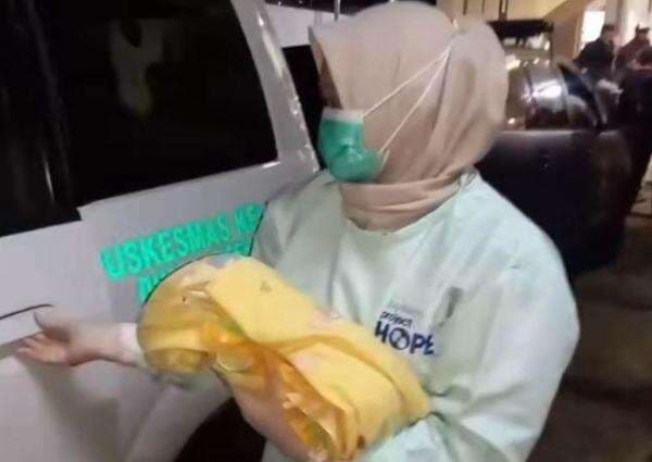 Sumedang Geger! Wanita Muda Tepergok Bawa Mayat Bayi dalam Plastik di WC Masjid