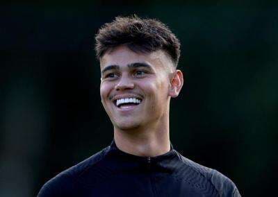 Reaksi Takjub Mees Hilgers dengan Atmosfer Laga FC Twente vs Bodo/Glimt di Liga Europa 2024-2025: Momen yang Menyenangkan!