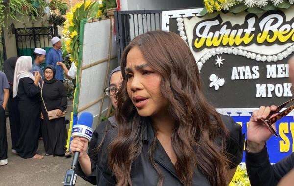 Melaney Ricardo: Mpok Alpa Idap Kanker Payudara Sejak Kehamilan Kembar