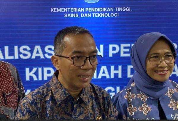 Mendikti Saintek Godok Lembaga Pinjaman untuk Biaya Pendidikan, Bayarnya Cicil Usai Mahasiswa Lulus