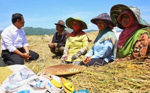 3 Negara Krisis Beras dan Harga Tembus Rp100 Ribu/Kg, Mentan: Indonesia Stabil 3 Negara Krisis Beras dan Harga Tembus Rp100 Ribu/Kg, Mentan: Indonesia Stabil