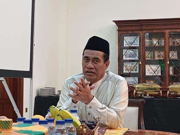 Harga Kelapa Bikin Petani Bahagia, Mentan: Ada yang Naik Haji-Beli Emas