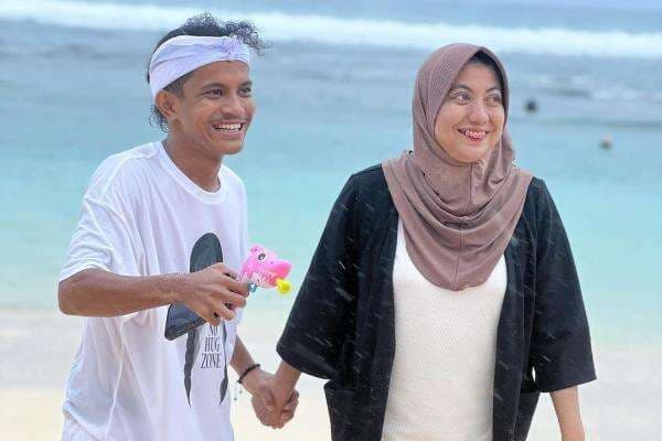 Ketika Mila Agustina Bertemu Orang yang Tak Disukai Ketika Mila Agustina Bertemu Orang yang Tak Disukai