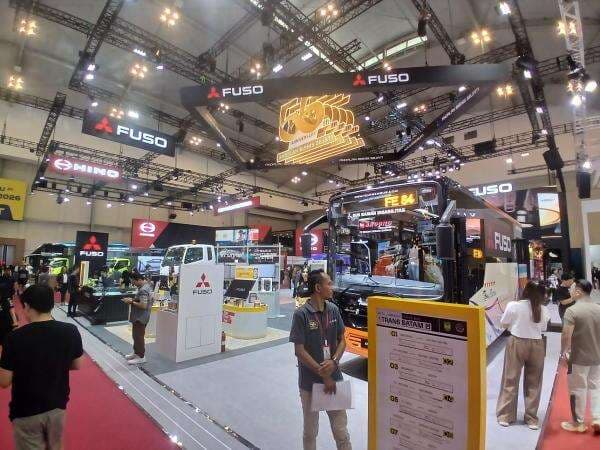 GIIAS 2025, Mitsubishi Fuso Dorong Standardisasi Industri Karoseri Nasional
