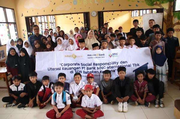 Tingkatkan Kualitas Pendidikan, MNC Bank Renovasi dan Literasi Keuangan di Sekolah