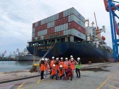 Inspiratif! Alumni MNC University Sukses Berkarier di Industri Logistik