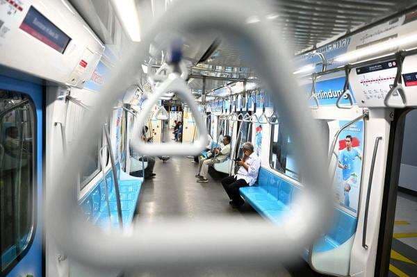 Karyawan MRT Jakarta Diduga Pakai Ijazah Palsu, Terancam PHK!