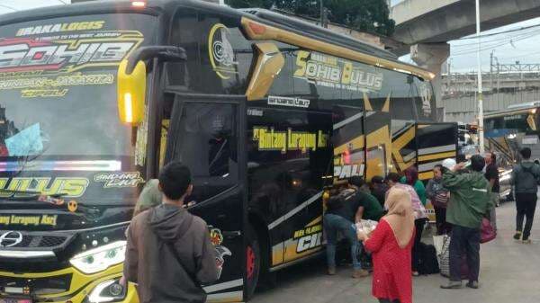 Rekayasa One Way Pangkas Waktu Tempuh Jakarta&ndash;Jateng Jadi 5 Jam 12 Menit