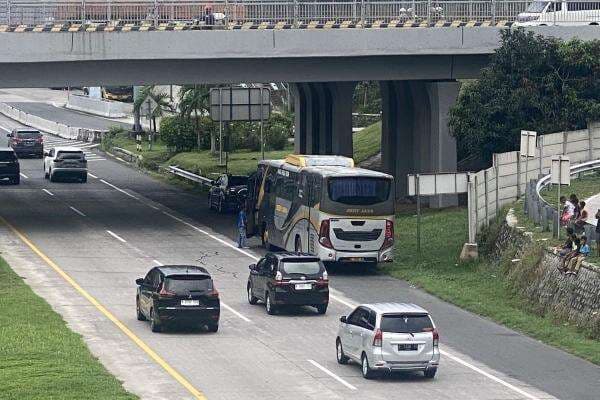 Perbandingan Kekayaan Ariel NOAH dengan Ahmad Dhani, Siapa Lebih Tajir?