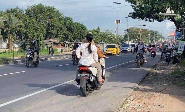 Bahayakan Pemudik, Banyak Pengendara Lawan Arus di Tegalgubug Pantura Cirebon