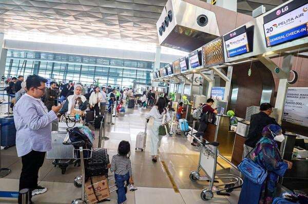 Kemenkes Tegaskan Syarat Naik Pesawat Wajib Vaksin TBC Adalah Hoaks! 