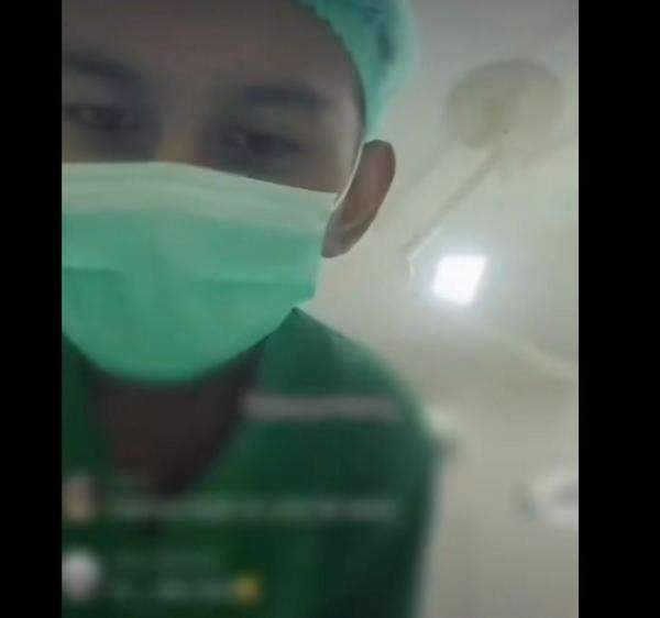 Viral, 2 Nakes Lakukan Caesar Sambil Live TikTok di Ruang Operasi