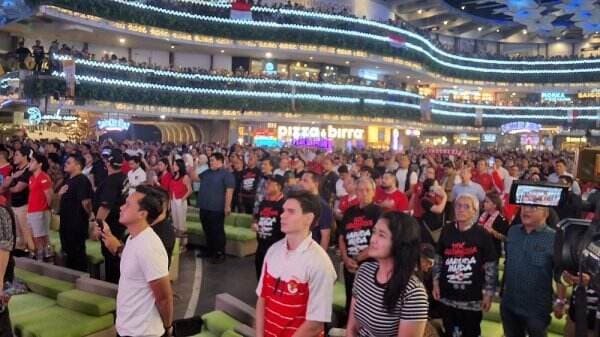 Nobar Timnas Indonesia U-23 vs Uzbekistan di Lippo Mall Kemang, Penonton Nyanyikan Indonesia Raya