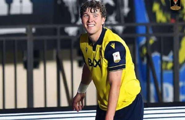 Pelatih Oxford United Bocorkan Kondisi Ole Romeny usai Ditekel Paulinho