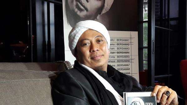 Biodata dan Agama Opick, Pencipta Lagu Religi yang Tak Pusingkan Soal Royalti