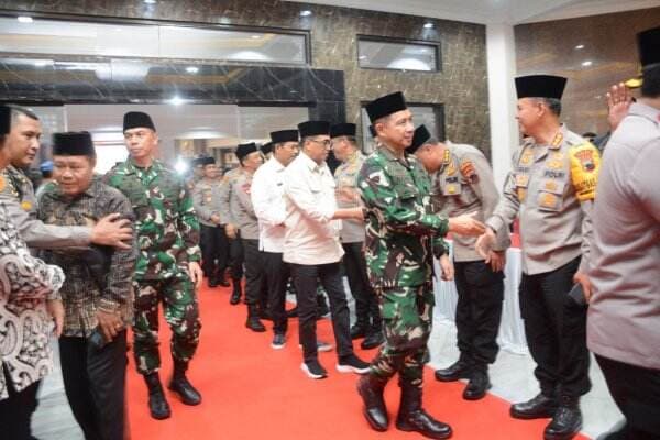 Panglima TNI, Menko PMK dan Kapolri Cek Kesiapan Pelayanan Mudik di Jateng 