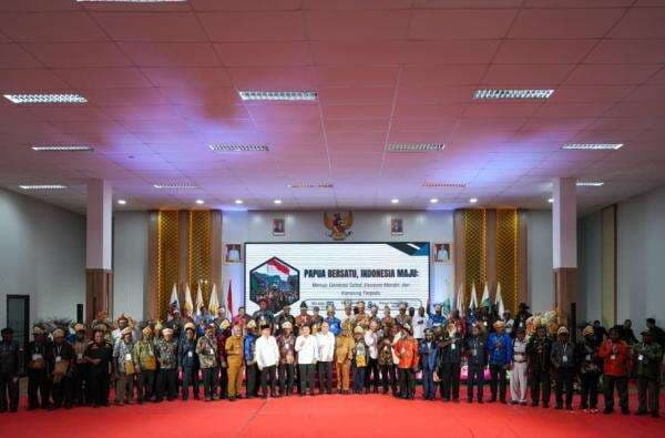 Pemerintah Perkuat Kehadiran di Papua Lewat MBG hingga Bansos