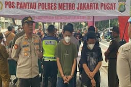 Patok Tarif Rp150.000 ke Jemaah Masjid Istiqlal, Dua Jukir Liar Ditangkap Polisi