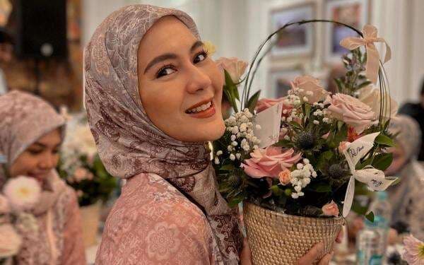 Soal Bukti Perselingkuhan, Paula Verhoeven : Cuma Ngobrol di Kamar Tamu