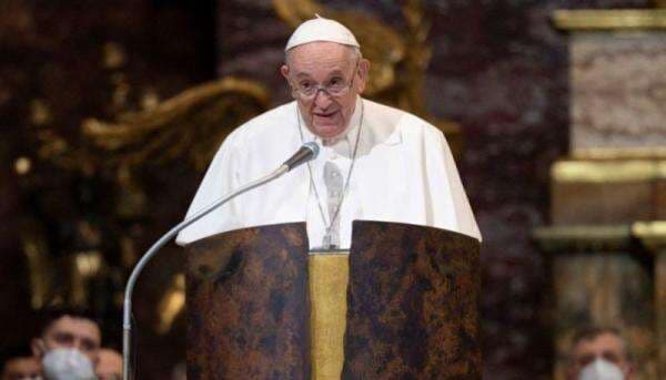 Riwayat Pendidikan Paus Fransiskus yang Ternyata Ahli Kimia