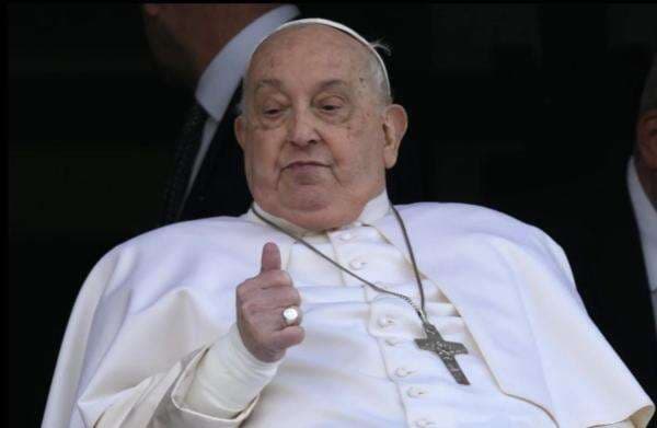 Trump Akan Hadiri Pemakaman Paus Fransiskus, Hamas Sampaikan Belasungkawa