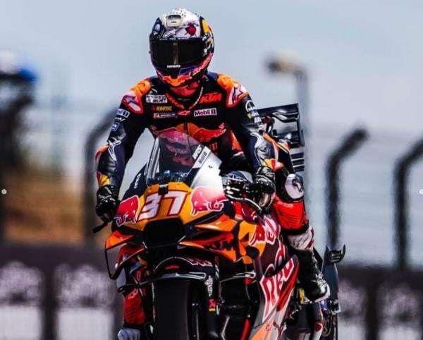 Bersinar di MotoGP Aragon 2025, Talenta Pedro Acosta Dinilai Selevel dengan Marc Marquez dan Fabio Quartararo Bersinar di MotoGP Aragon 2025, Talenta Pedro Acosta Dinilai Selevel dengan Marc Marquez dan Fabio Quartararo