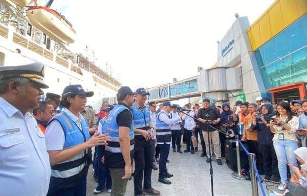 Pastikan Kelancaran Arus Nataru, Menko AHY Cek Langsung Terminal Penumpang Pelindo