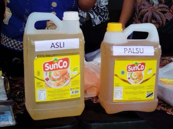 Awas! Ini Perbedaan Minyak Goreng Asli dan Palsu yang Beredar di Malang