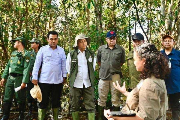 Menhut Raja Juli: Gambut Sebangau Berperan Penting dalam Mitigasi Perubahan Iklim Global