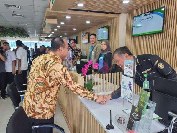 Catat! Warga Tangsel Kini Tak Perlu Lagi ke Jakarta untuk Legalisasi Dokumen