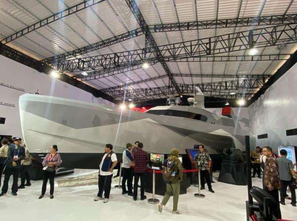 Kapal Rudal Siluman Buatan Republikorp Indonesia, Simbol Kebangkitan Industri Pertahanan Kapal Rudal Siluman Buatan Republikorp Indonesia, Simbol Kebangkitan Industri Pertahanan