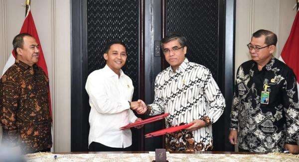 Menhut Raja Juli:Lapangan Kerja dan Pemberdayaan Petani Hutan Semakin Luas ke Depan