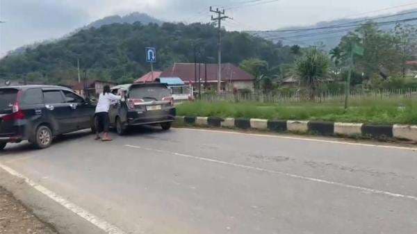 Menegangkan Penangkapan Bandar Narkoba di Konawe Utara, Pelaku Terobos Blokade Mobil Polisi
