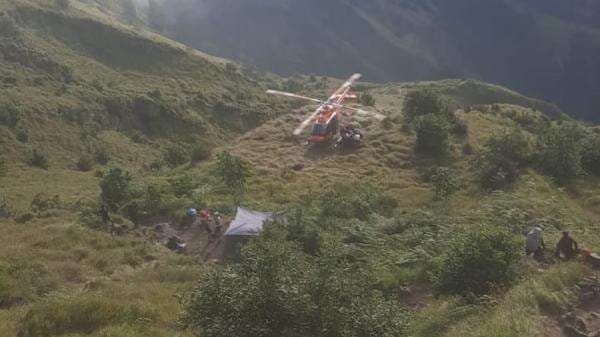 Pendaki Terpeleset di Gunung Lompobattang Bantaeng, Evakuasi Dramatis