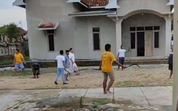 Sampang Mencekam, Pria Diduga Dibacok Sejumlah Orang Bercelurit