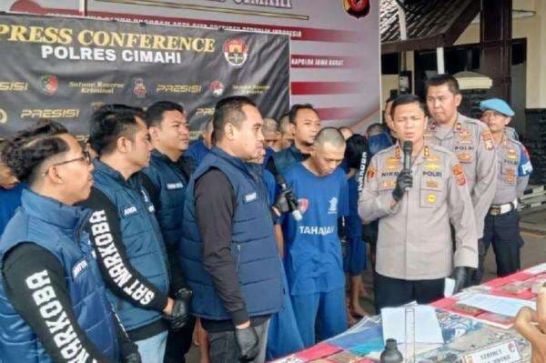 Teman Bayar Utang Pakai Ganja 1 Kg, 2 Warga Lembang Ditangkap Polisi