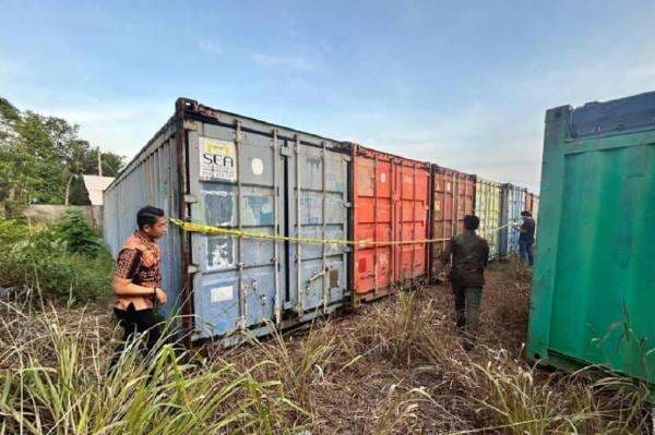 Pimpinan Ormas di Batam Ditangkap, Diduga Gelapkan 14 Kontainer Senilai Miliaran Rupiah!