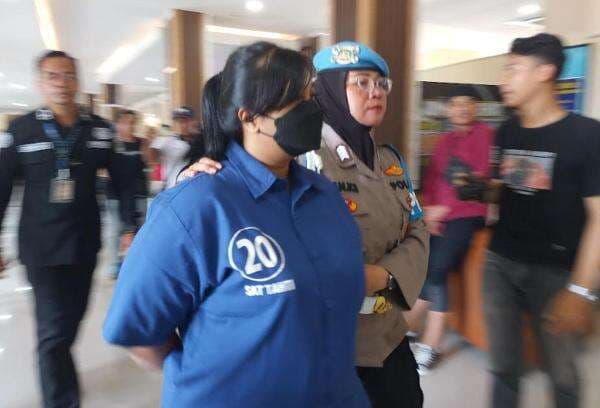 Diimingi Pernikahan, Ganjar Ditipu Wanita hingga Uangnya Raib Puluhan Juta Diimingi Pernikahan, Ganjar Ditipu Wanita hingga Uangnya Raib Puluhan Juta