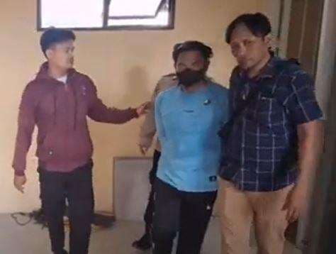 Ini Tampang Pria Tak Dikenal Penyerang Imam Masjid Al Ittihad Jatibarang Brebes