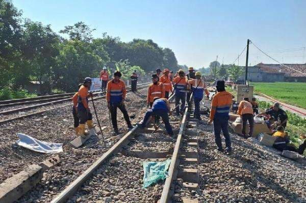 KA Argo Bromo Anggrek Tuntas Dievakuasi, KAI Fokus Perbaikan Jalur di Subang