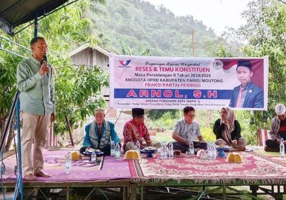 Hadir di Tengah Warga, Legislator Partai Perindo Arnol Aholai Door to Door Serap Curhatan Masyarakat Parigi Moutong