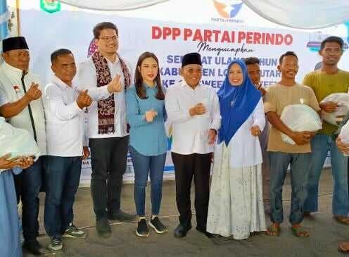 Program 1 Juta Kantong Kebahagiaan, Partai Perindo Lombok Utara Serahkan 7 Sapi Kurban