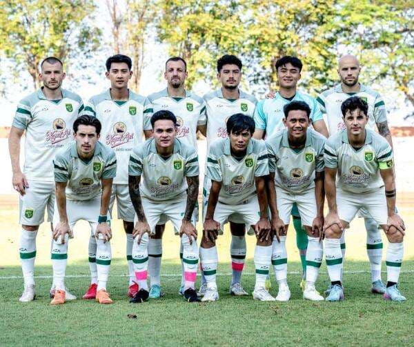 Jelang Laga Perdana Super League 2025-2026, Persebaya Surabaya Pantang Remehkan Kekuatan PSIM Yogyakarta