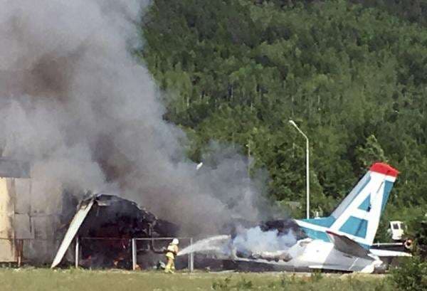 Breaking News! Pesawat An-24 Jatuh di Rusia, Tak Ada Penumpang Selamat