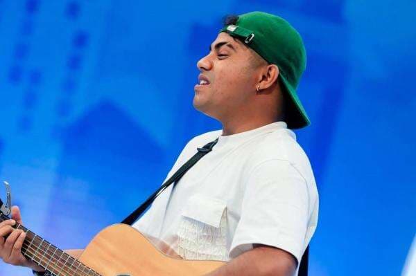 Dari Penyanyi Kafe, Petrus Kota Sukses Raih Golden Ticket di Audition Indonesian Idol Season XIII