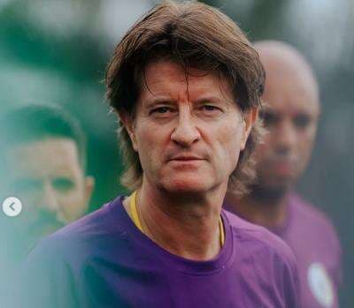 Misi Berat Pieter Huistra: Pertahankan PSS Sleman di Liga 1