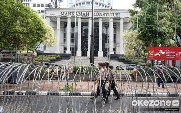 MK Tangguhkan Sidang Gugatan UU Selama Persidangan Sengketa Pilkada 2024