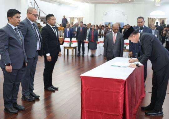 Jelang PSU Pilgub Papua 2025, Pj Gubernur Agus Fatoni Pimpin Apel Deklarasi Netralitas ASN